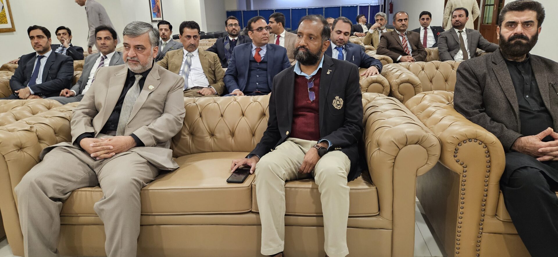 20251204_120430 20251204_120430