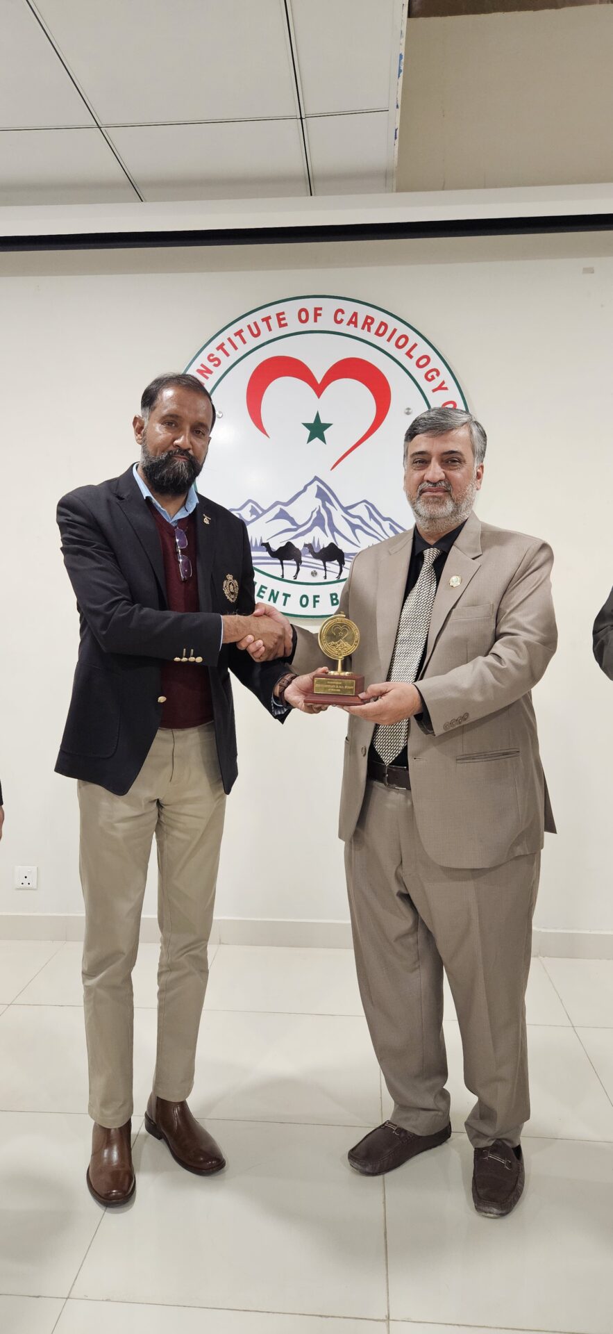 20251204_125740 20251204_125740